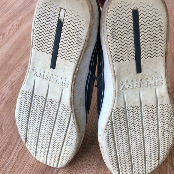 Navy Blue Sperry shoes - Picture 4 of 4